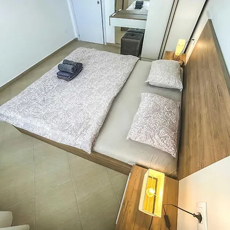 Vista Appartamento Golem (Tirana)