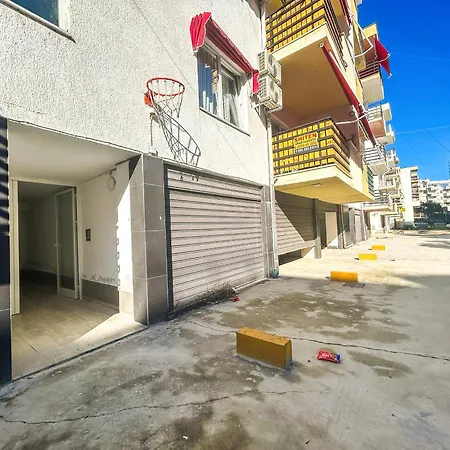 Vista Apartmán Golem (Tirana)